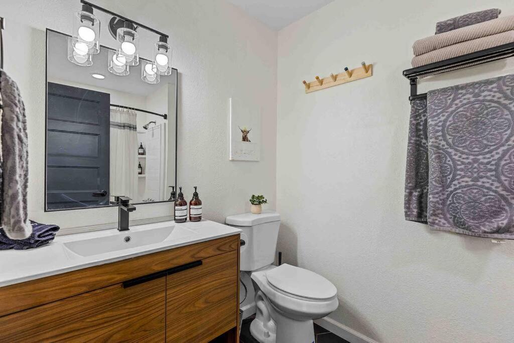 Walk To Gc Train Depot And Route 66, King Beds, Game Room, Bbq, Firepit Williams Exterior foto